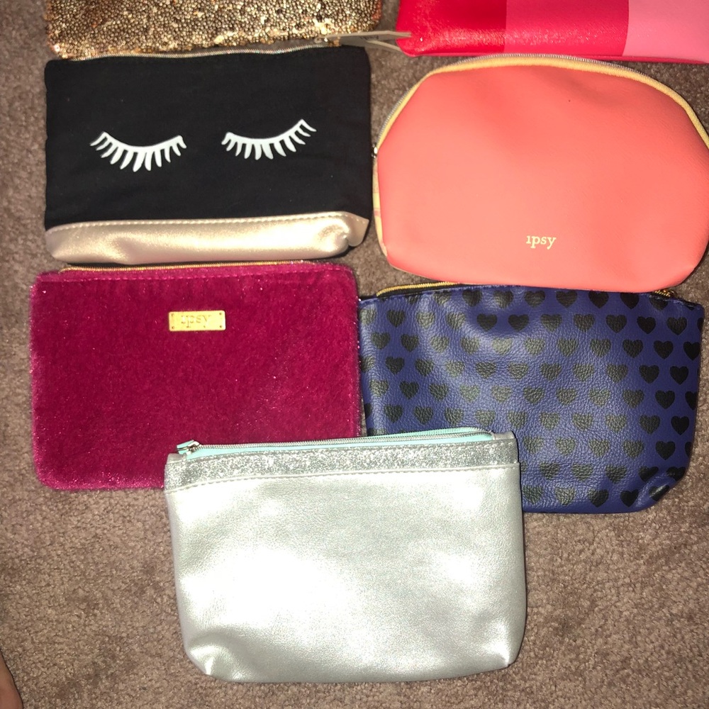 Makeup Bag - Picture 3 of 6